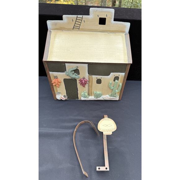 Vintage Southwest 3D Pueblo Metal 12" X 13" Wall Mount Cactus Gekko Mailbox - Picture 4 of 16